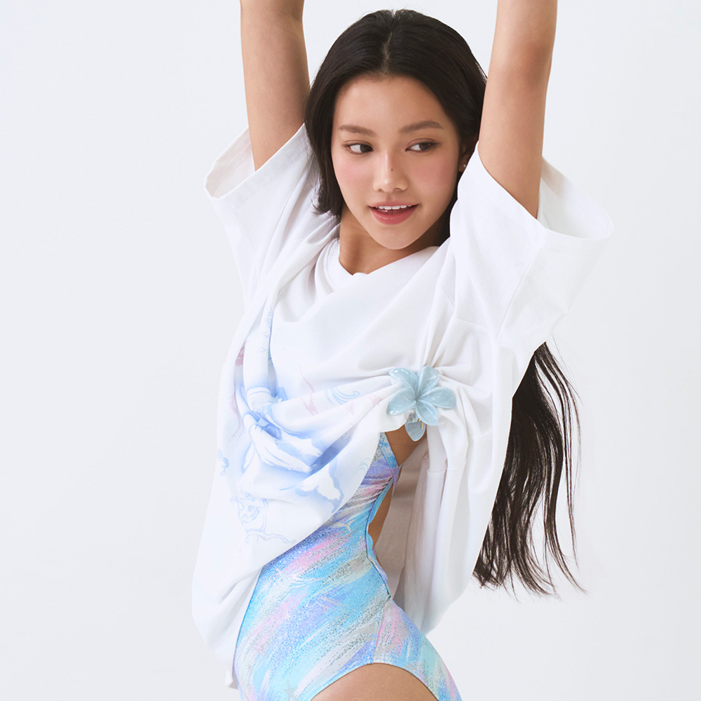 우먼 글로우 웨이브 웨일 오버핏 티셔츠 화이트